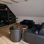 Lange *